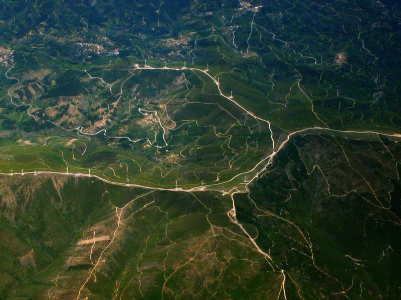 引力波涟漪<br>ljvwvuu.cn 时空震颤记录